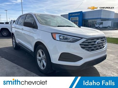 Used 2020 Ford Edge SE image 1