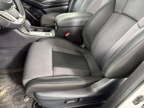 Used 2023 Subaru Ascent Premium AWD/4WD image 12