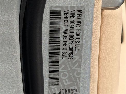 New 2025 Jeep Grand Cherokee Limited image 40