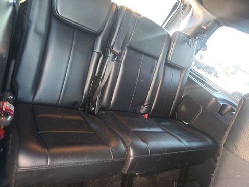 Used 2015 Ford Expedition XLT w/ Equipment Group 202A image 12