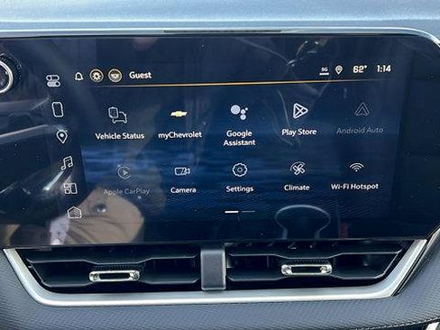 New 2026 Chevrolet Equinox LT w/ Convenience Package II image 22