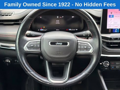 Certified 2022 Jeep Compass Trailhawk w/ Trailhawk Elite Group AWD/4WD image 26