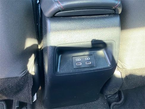 Used 2024 Toyota Corolla SE image 19