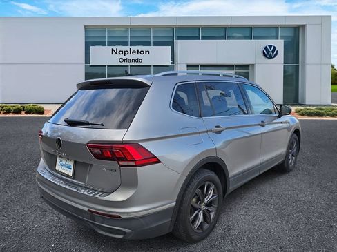Certified 2022 Volkswagen Tiguan SE image 4
