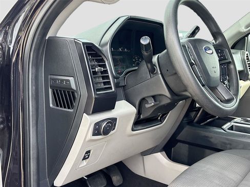 Used 2019 Ford F150 XL w/ Equipment Group 101A Mid AWD/4WD image 10