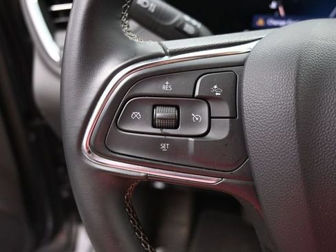 Used 2025 Buick Encore GX Preferred AWD/4WD image 23