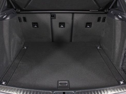 New 2026 Porsche Macan S image 19