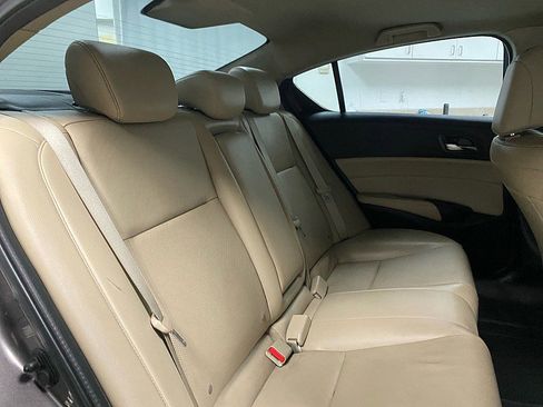 Used 2014 Acura ILX w/ Technology Package image 13