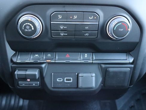 Used 2026 Chevrolet Silverado 1500 W/T w/ WT Value Package AWD/4WD image 10