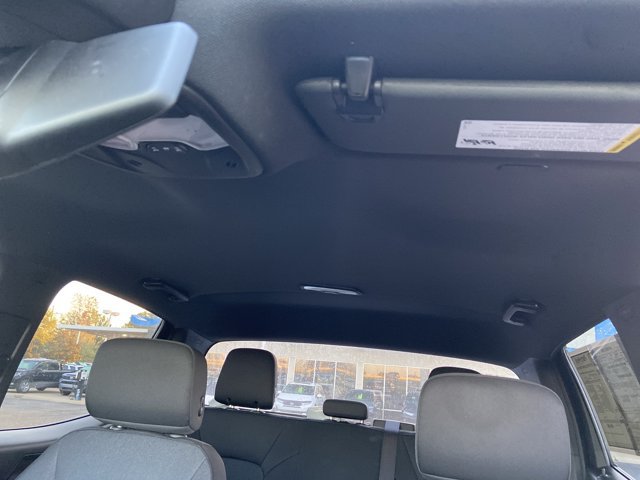 Used 2024 Chevrolet Colorado W/T RWD image 29