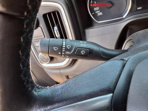 Used 2020 Chevrolet Silverado 1500 RST w/ All-Star Edition RWD image 9