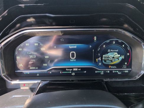 Used 2024 Chevrolet Silverado 2500 LTZ w/ LTZ Premium Package image 12