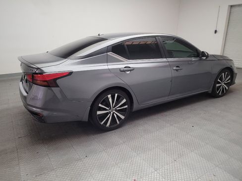 Used 2019 Nissan Altima 2.5 SR w/ SR Premium Package FWD image 10
