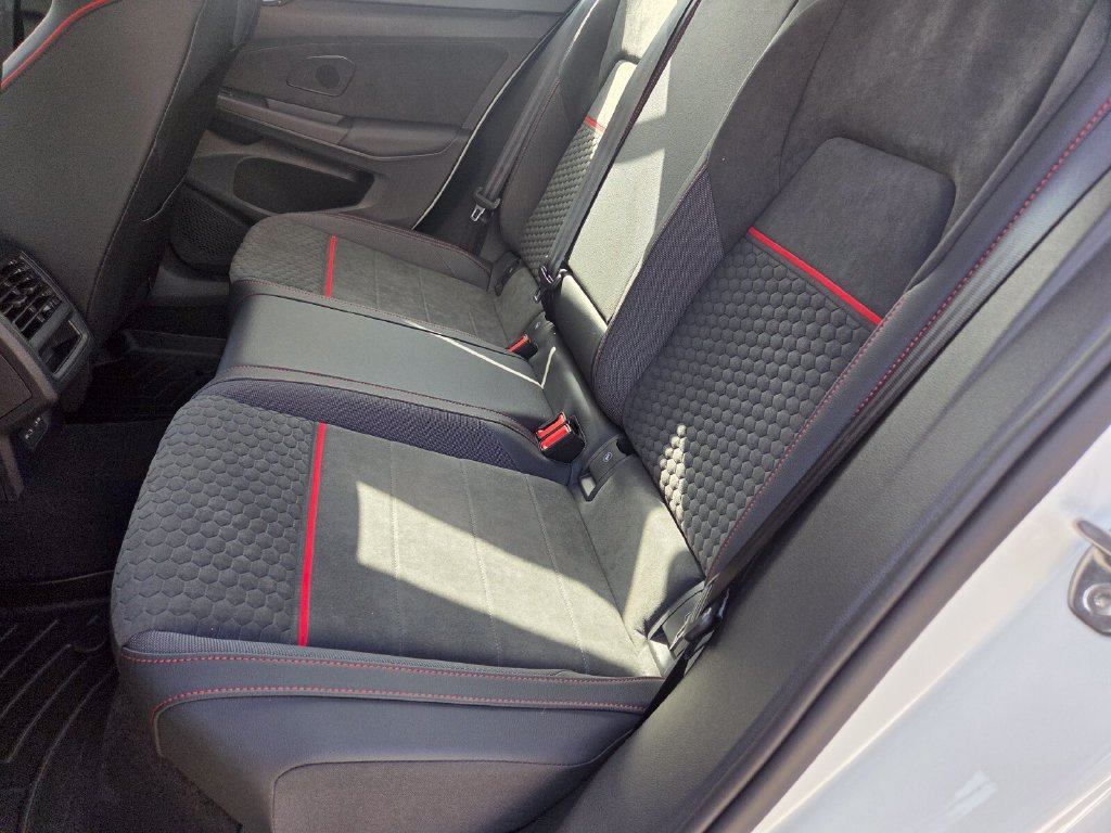 New 2026 Volkswagen GTI SE FWD image 23