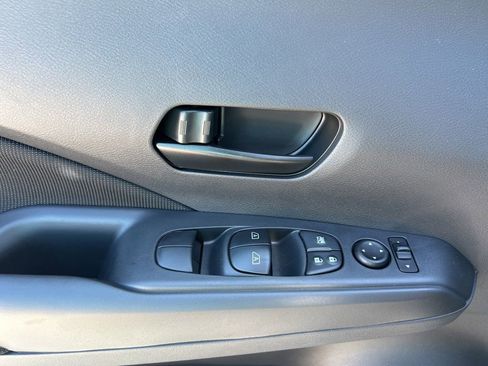 New 2025 Nissan Kicks Play S image 12