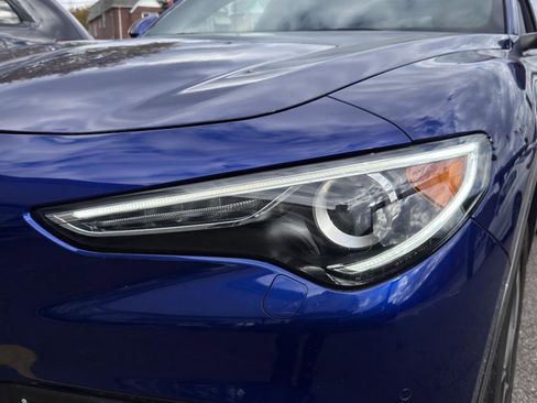 Used 2022 Alfa Romeo Stelvio Ti image 11