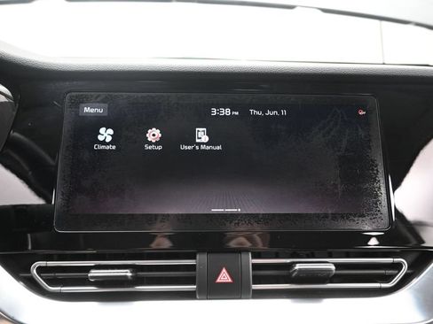 Used 2020 Kia Niro EX Premium FWD image 25