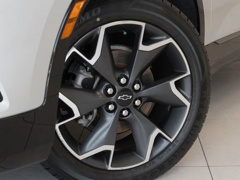 Used 2022 Chevrolet Blazer RS FWD image 2