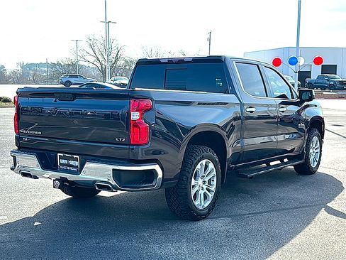 Used 2022 Chevrolet Silverado 1500 LTZ w/ LTZ Premium Package image 8