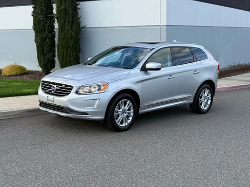 Used 2016 Volvo XC60 T5 Premier w/ Proximity Package image 1