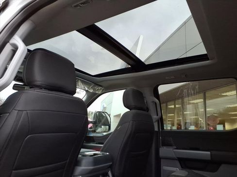 New 2026 Ford F250 XLT w/ XLT Premium Package image 16