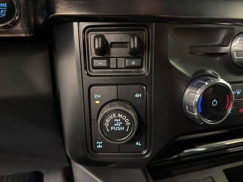 Used 2026 Ford F250 Lariat w/ Tremor Off-Road Package AWD/4WD image 17