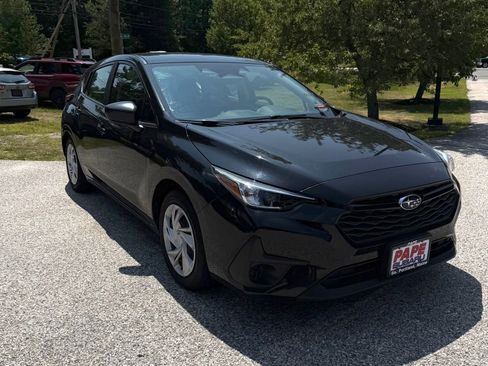Used 2024 Subaru Impreza 2.0i AWD/4WD image 3