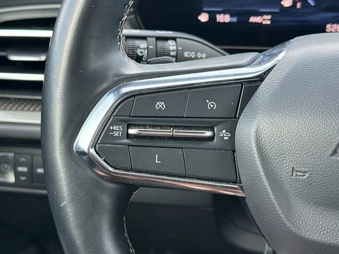 Used 2024 Chevrolet Traverse LT AWD/4WD image 26