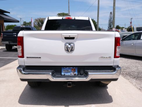Used 2022 RAM 1500 Big Horn AWD/4WD image 6