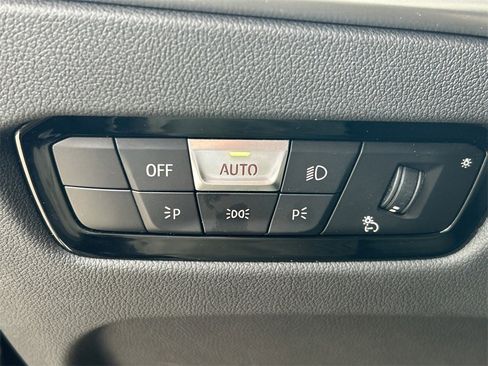 Used 2025 BMW 330i xDrive Sedan image 30