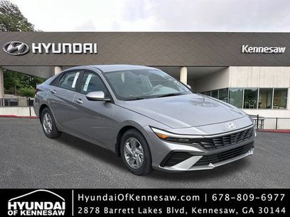 New 2026 Hyundai Elantra SE