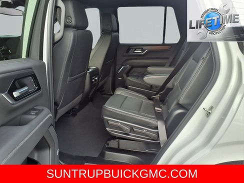 Used 2025 GMC Yukon Denali image 31