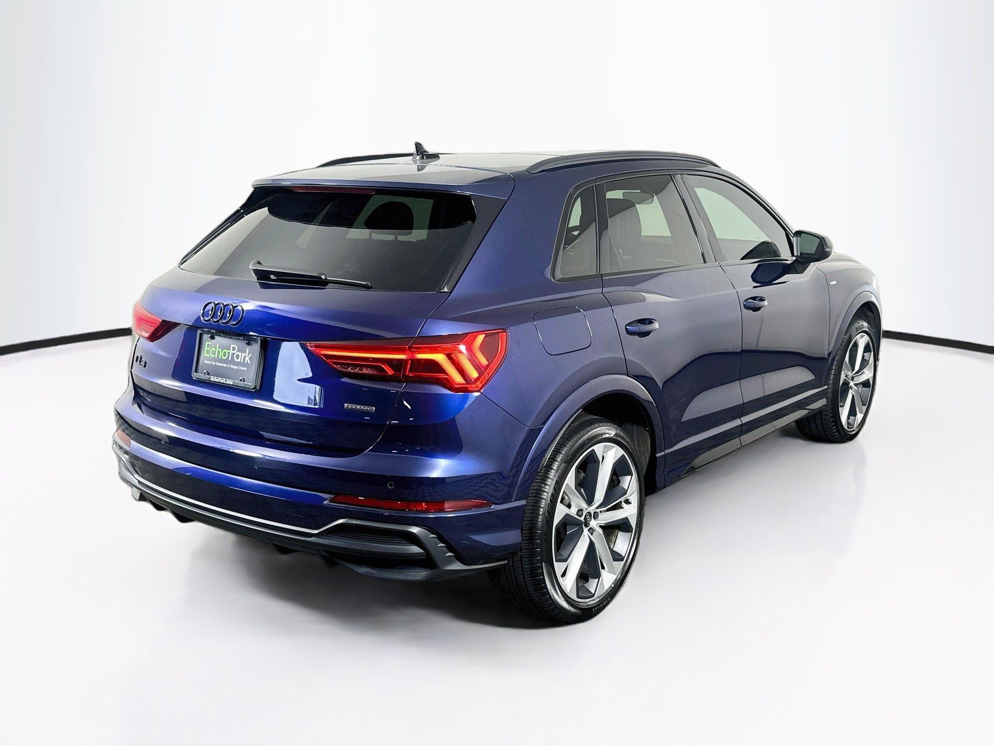 Used 2021 Audi Q3 2.0T Premium AWD/4WD image 9