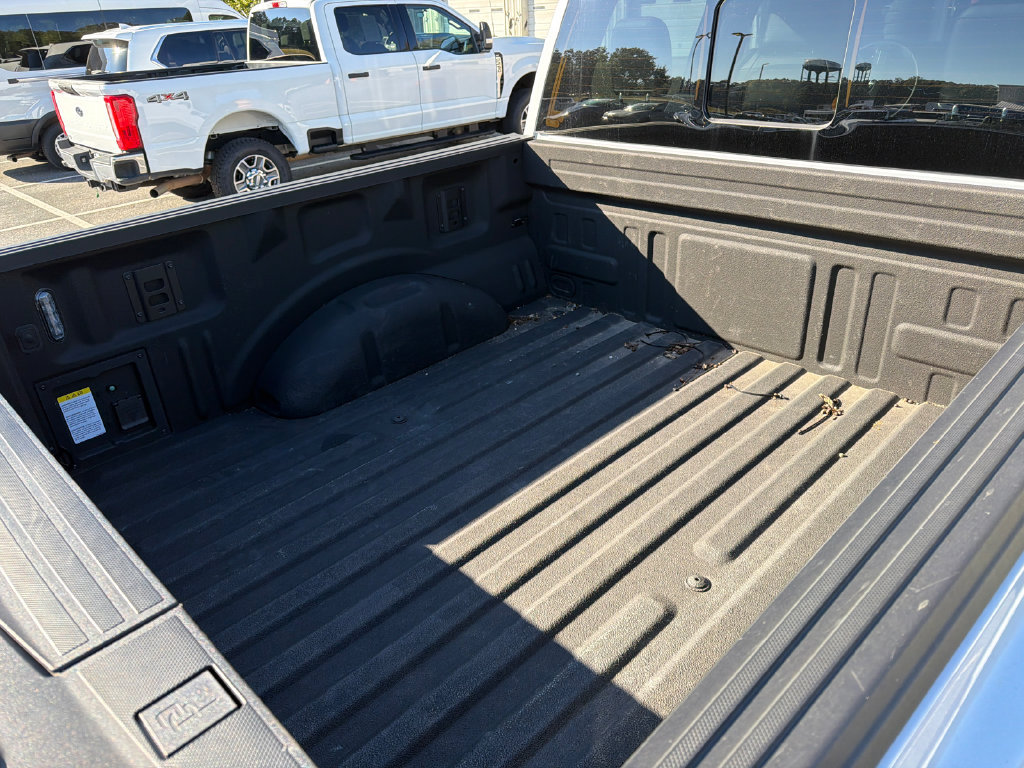 Used 2025 Ford F150 Raptor AWD/4WD image 14