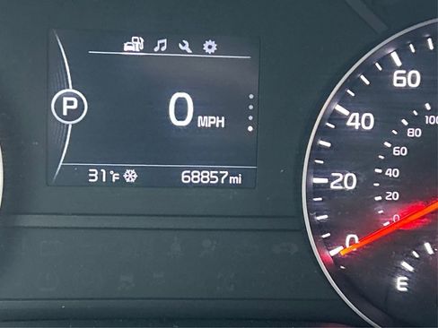 Used 2018 Kia Sportage LX w/ LX Popular Package image 35