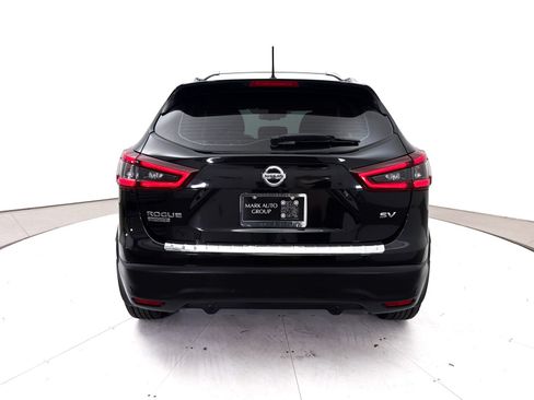 Used 2021 Nissan Rogue Sport SV FWD image 14