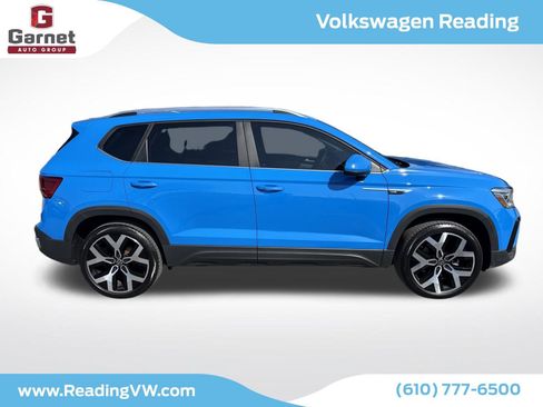 Certified 2023 Volkswagen Taos SEL image 6