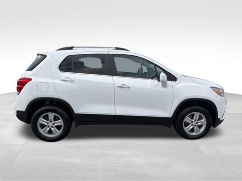 Used 2019 Chevrolet Trax LT w/ Driver Confidence Package image 8