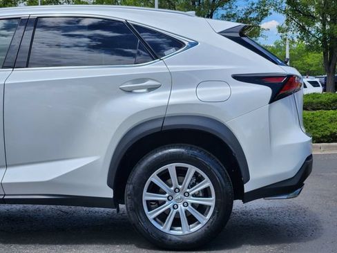 Used 2016 Lexus NX 200t FWD image 4