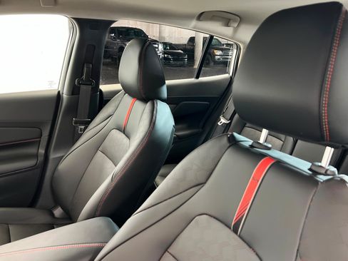 New 2026 Nissan Sentra SR w/ SR Premium Package FWD image 16