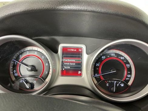 Used 2018 Dodge Journey SE FWD image 16