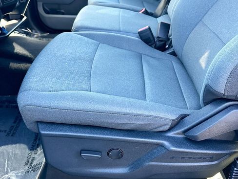 Used 2025 Ford F150 XLT w/ Equipment Group 301A Standard image 19