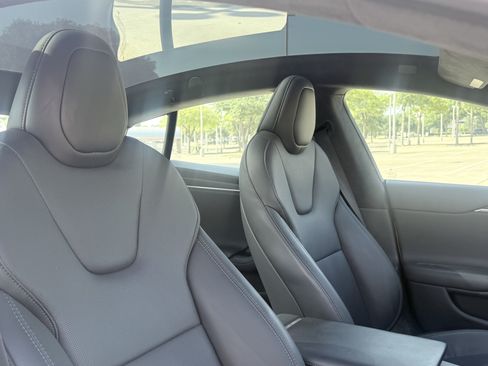 Used 2023 Tesla Model S AWD/4WD image 39