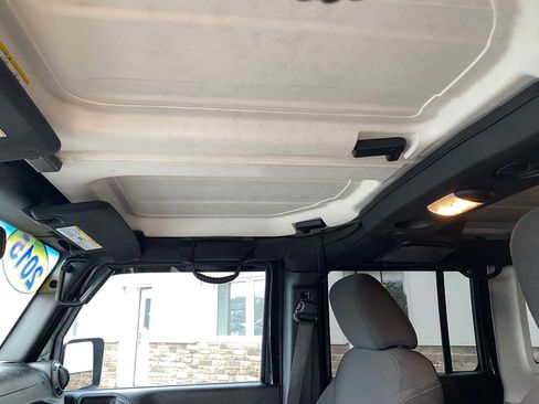 Used 2015 Jeep Wrangler Unlimited Sport w/ Quick Order Package 23S image 21