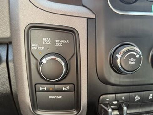 Used 2017 RAM 2500 Tradesman w/ Power Wagon Package image 8