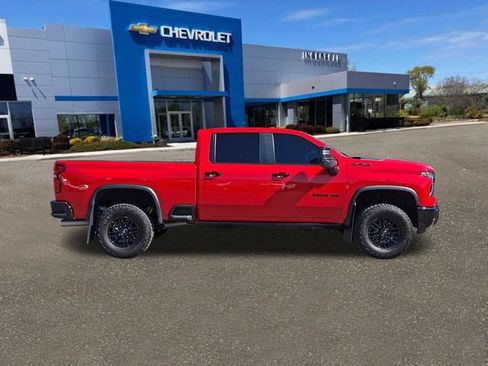 Used 2025 Chevrolet Silverado 2500 ZR2 AWD/4WD image 28