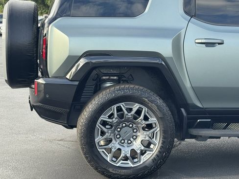 Used 2024 GMC Hummer EV 3X image 48