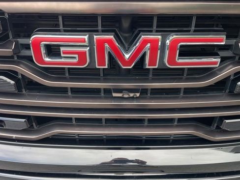 Used 2023 GMC Sierra 1500 AT4X AWD/4WD image 5