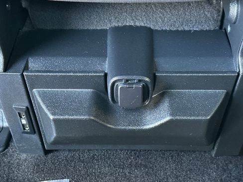 Used 2018 Ford F150 XLT RWD image 15
