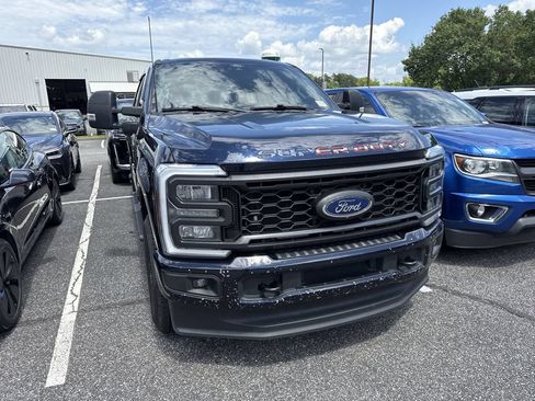 Used 2024 Ford F250 XL w/ STX Appearance Package AWD/4WD image 2